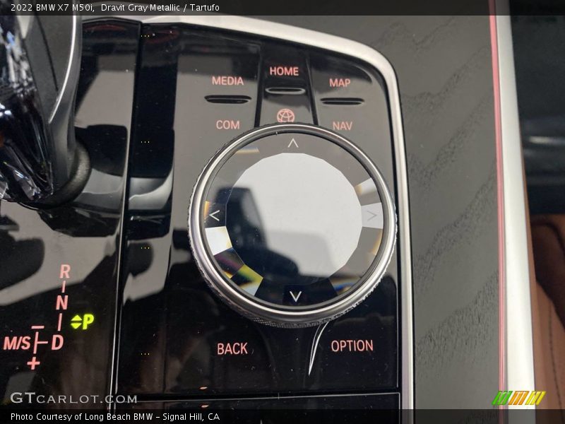 Dravit Gray Metallic / Tartufo 2022 BMW X7 M50i