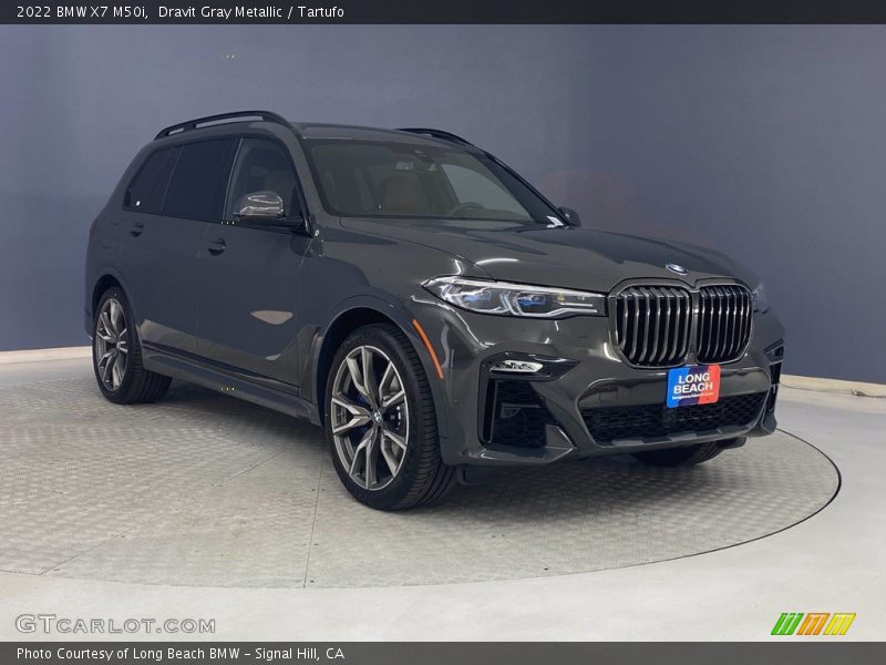 Dravit Gray Metallic / Tartufo 2022 BMW X7 M50i