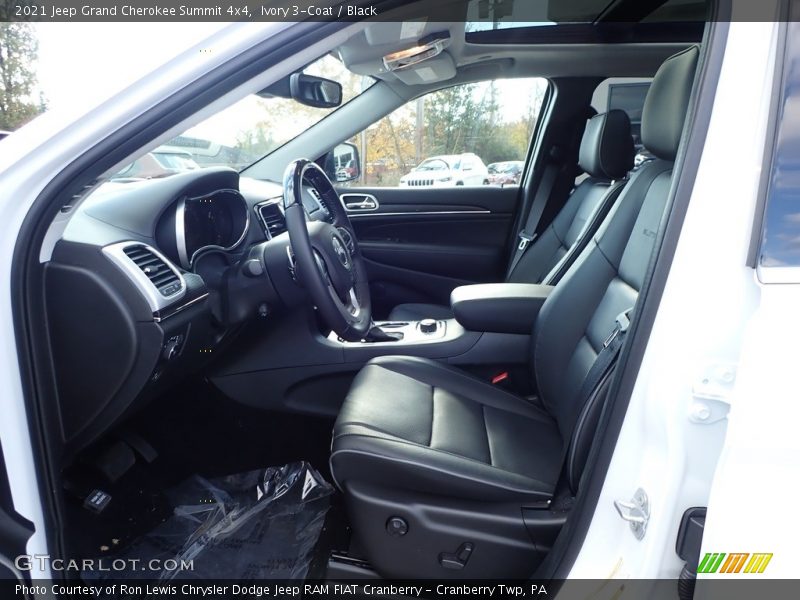 Front Seat of 2021 Grand Cherokee Summit 4x4