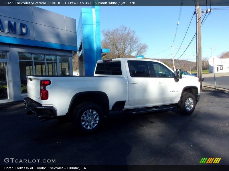 Summit White / Jet Black 2022 Chevrolet Silverado 2500HD LT Crew Cab 4x4