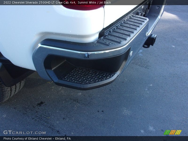 Summit White / Jet Black 2022 Chevrolet Silverado 2500HD LT Crew Cab 4x4