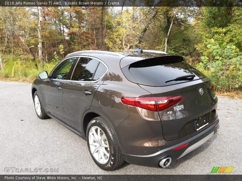 Basalto Brown Metallic / Crema 2018 Alfa Romeo Stelvio Ti AWD