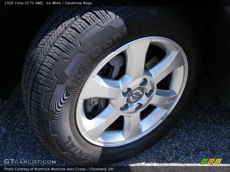 Ice White / Sandstone Beige 2008 Volvo XC70 AWD