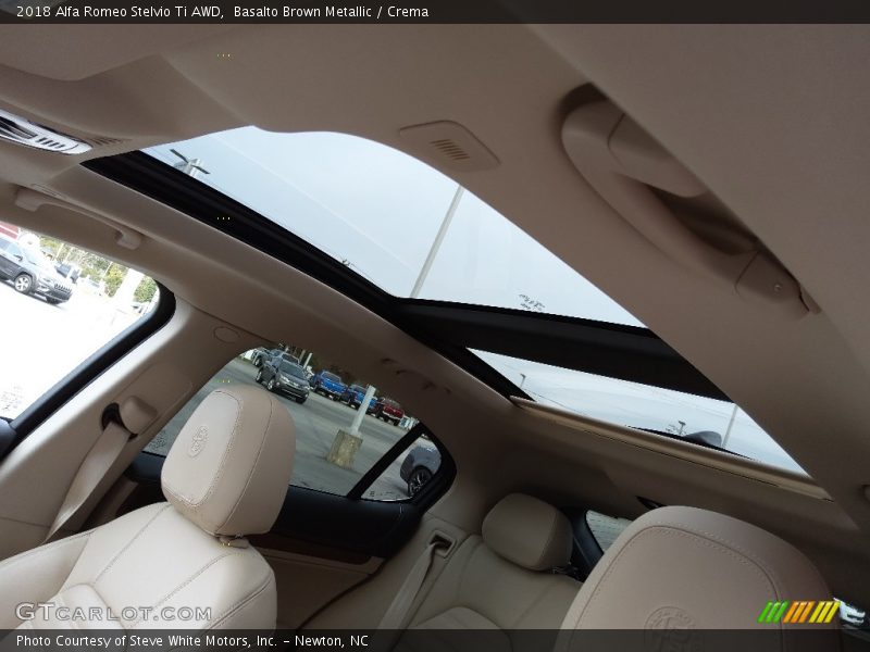 Basalto Brown Metallic / Crema 2018 Alfa Romeo Stelvio Ti AWD
