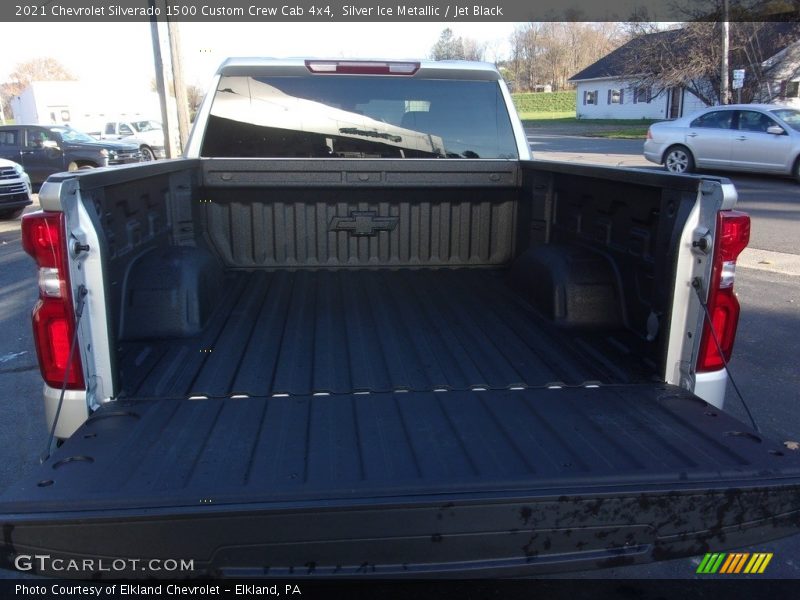 Silver Ice Metallic / Jet Black 2021 Chevrolet Silverado 1500 Custom Crew Cab 4x4