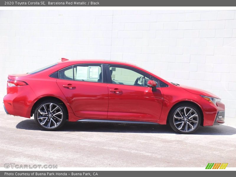 Barcelona Red Metallic / Black 2020 Toyota Corolla SE