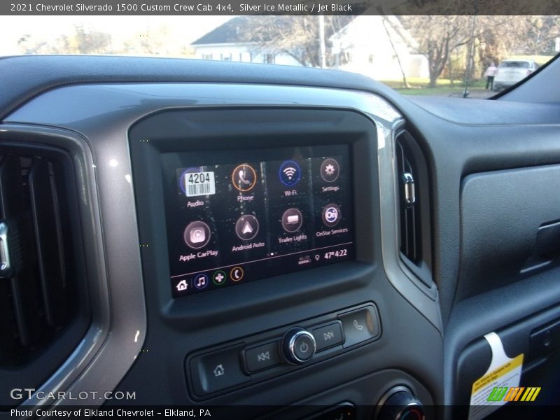 Silver Ice Metallic / Jet Black 2021 Chevrolet Silverado 1500 Custom Crew Cab 4x4