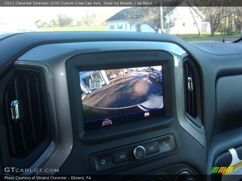 Silver Ice Metallic / Jet Black 2021 Chevrolet Silverado 1500 Custom Crew Cab 4x4