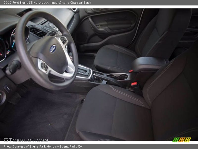 Ingot Silver / Charcoal Black 2019 Ford Fiesta SE Hatchback