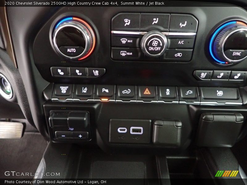 Summit White / Jet Black 2020 Chevrolet Silverado 2500HD High Country Crew Cab 4x4