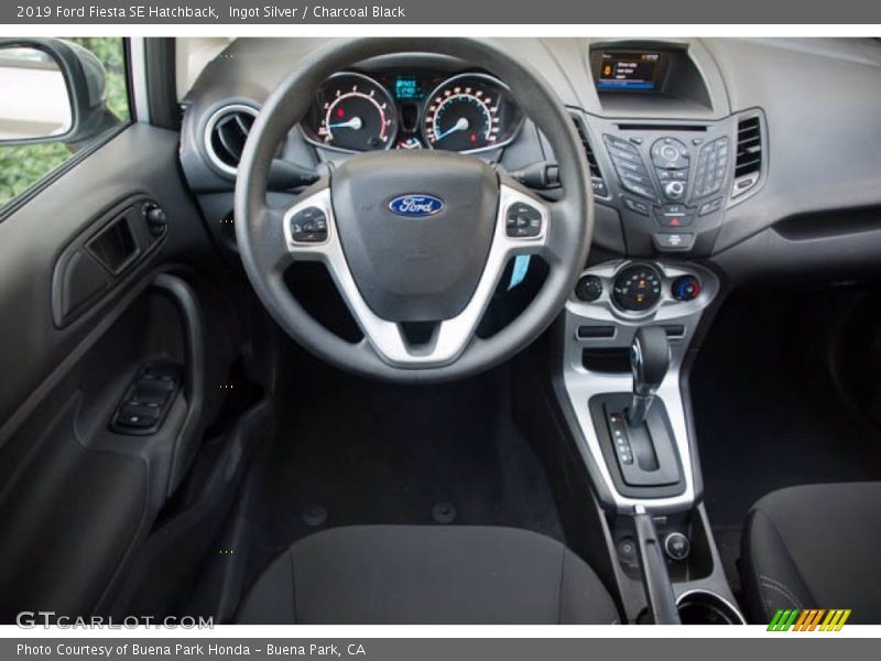 Ingot Silver / Charcoal Black 2019 Ford Fiesta SE Hatchback