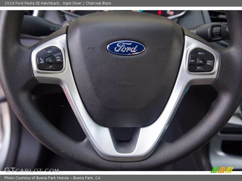 Ingot Silver / Charcoal Black 2019 Ford Fiesta SE Hatchback