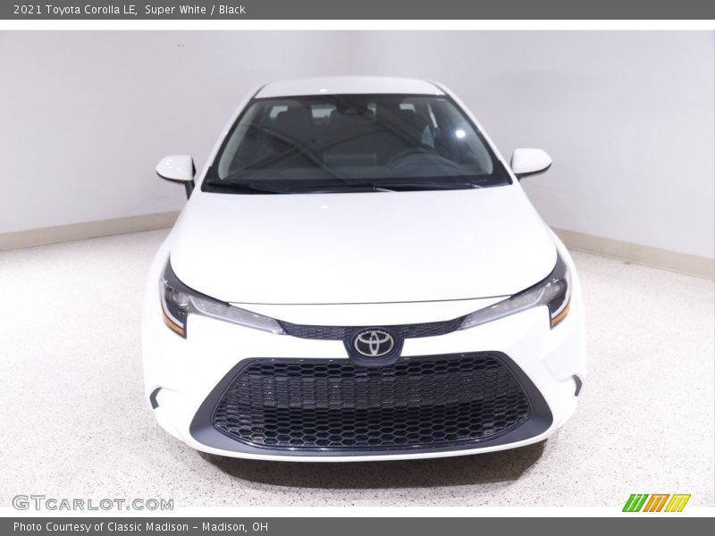 Super White / Black 2021 Toyota Corolla LE