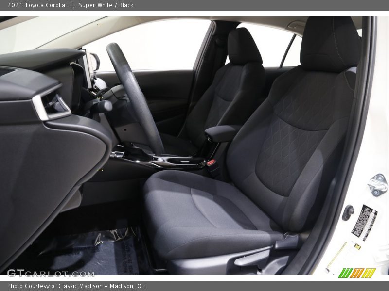 Super White / Black 2021 Toyota Corolla LE