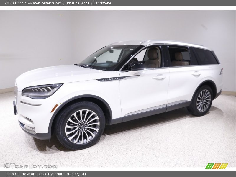 Pristine White / Sandstone 2020 Lincoln Aviator Reserve AWD