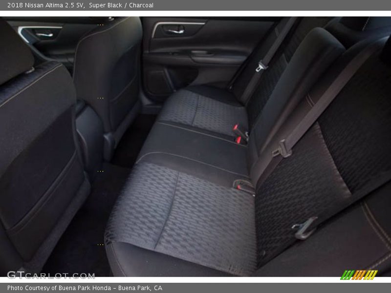 Super Black / Charcoal 2018 Nissan Altima 2.5 SV