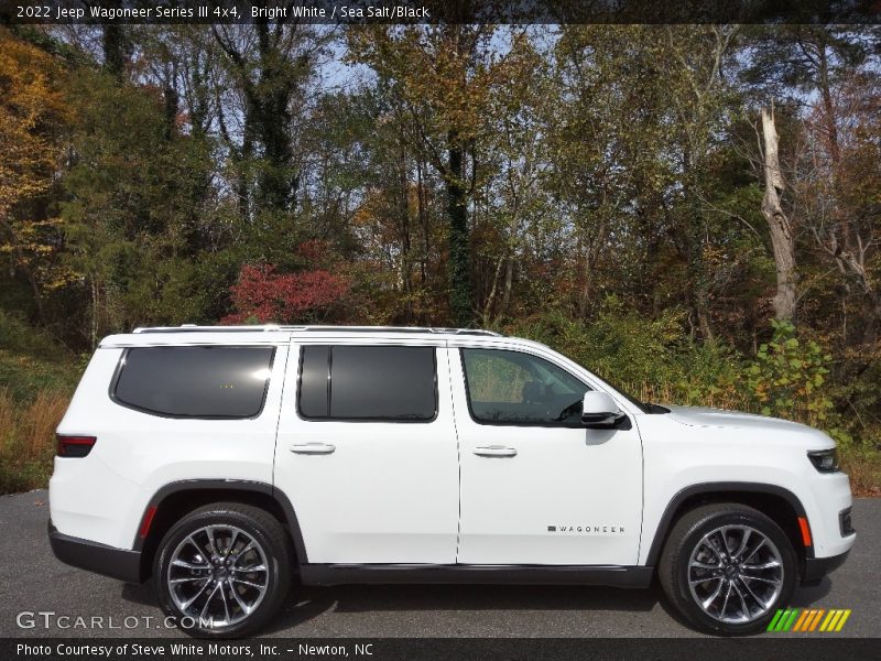  2022 Wagoneer Series III 4x4 Bright White