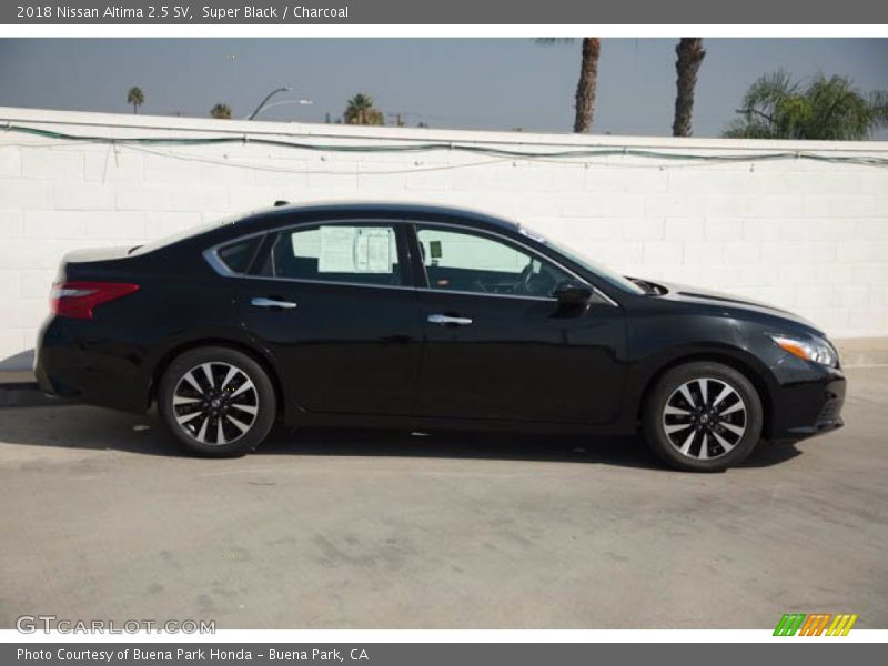 Super Black / Charcoal 2018 Nissan Altima 2.5 SV