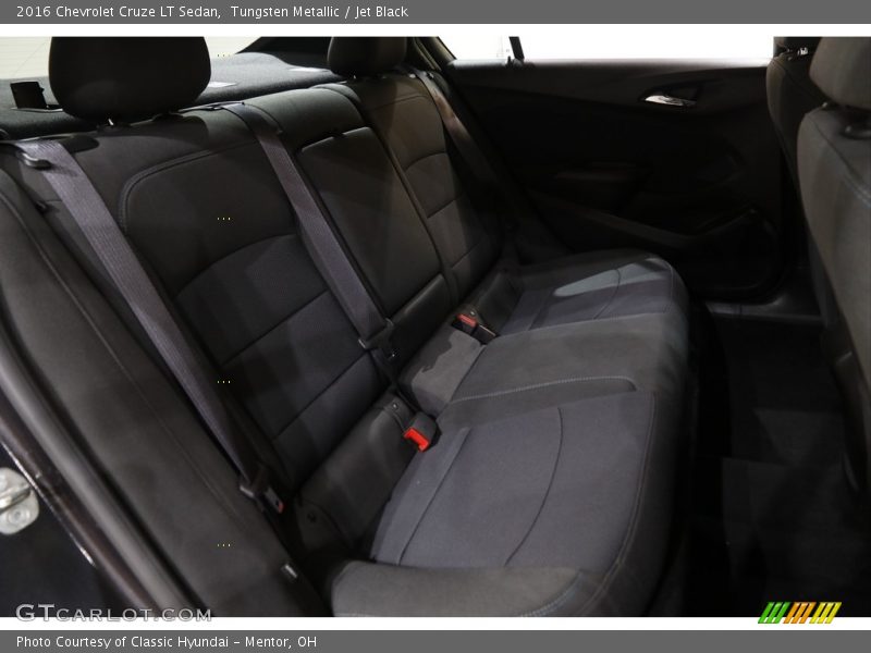 Tungsten Metallic / Jet Black 2016 Chevrolet Cruze LT Sedan