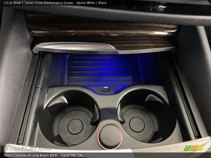 Alpine White / Black 2018 BMW 5 Series 530e iPerfomance Sedan