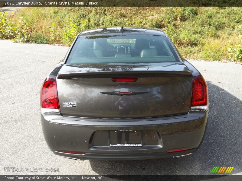 Granite Crystal Metallic / Black 2021 Chrysler 300 S