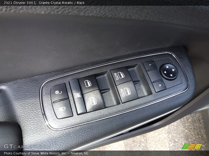Granite Crystal Metallic / Black 2021 Chrysler 300 S