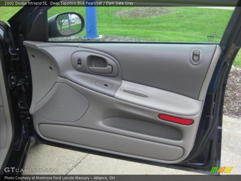 Deep Sapphire Blue Pearlcoat / Dark Slate Gray 2002 Dodge Intrepid SE