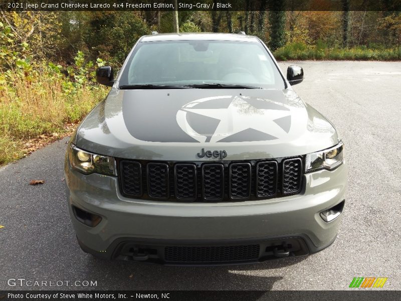 Sting-Gray / Black 2021 Jeep Grand Cherokee Laredo 4x4 Freedom Edition