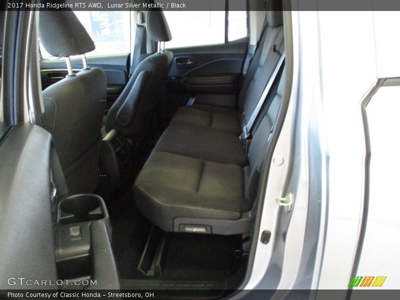 Lunar Silver Metallic / Black 2017 Honda Ridgeline RTS AWD