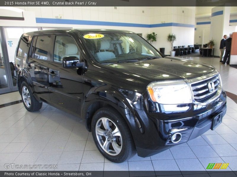 Front 3/4 View of 2015 Pilot SE 4WD