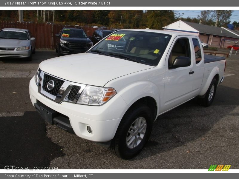 Glacier White / Beige 2017 Nissan Frontier SV King Cab 4x4