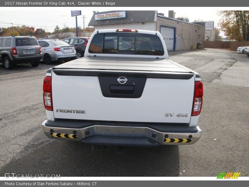 Glacier White / Beige 2017 Nissan Frontier SV King Cab 4x4