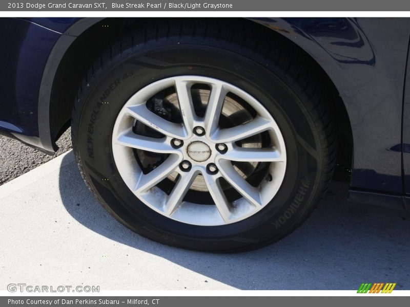 Blue Streak Pearl / Black/Light Graystone 2013 Dodge Grand Caravan SXT