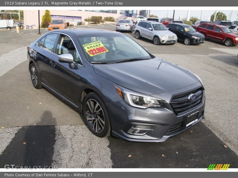Magnetite Gray Metallic / Two-Tone Gray 2019 Subaru Legacy 2.5i