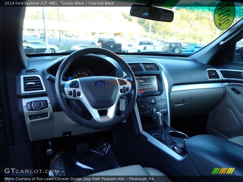 Tuxedo Black / Charcoal Black 2014 Ford Explorer XLT 4WD