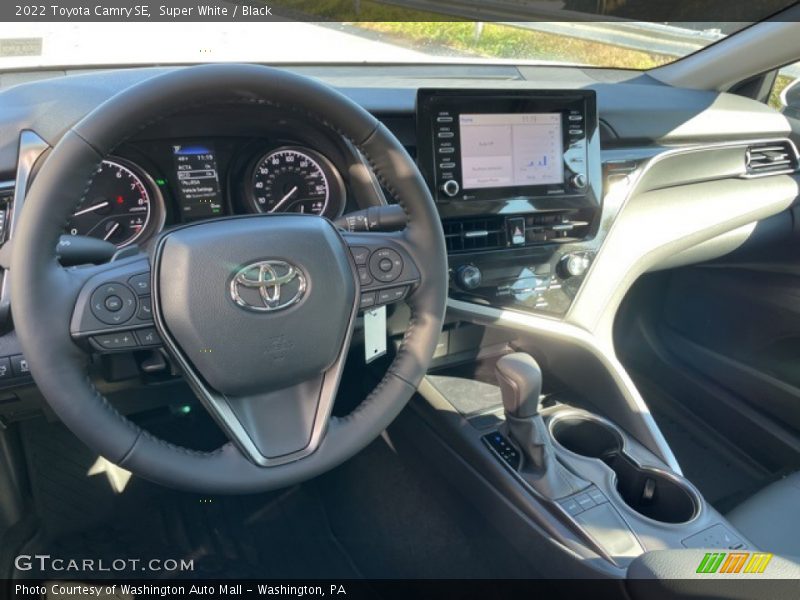 Super White / Black 2022 Toyota Camry SE