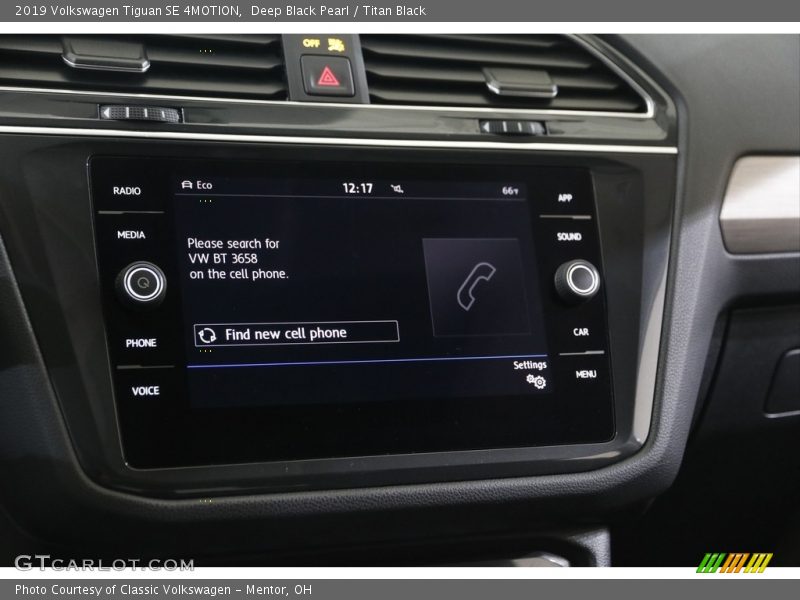 Deep Black Pearl / Titan Black 2019 Volkswagen Tiguan SE 4MOTION