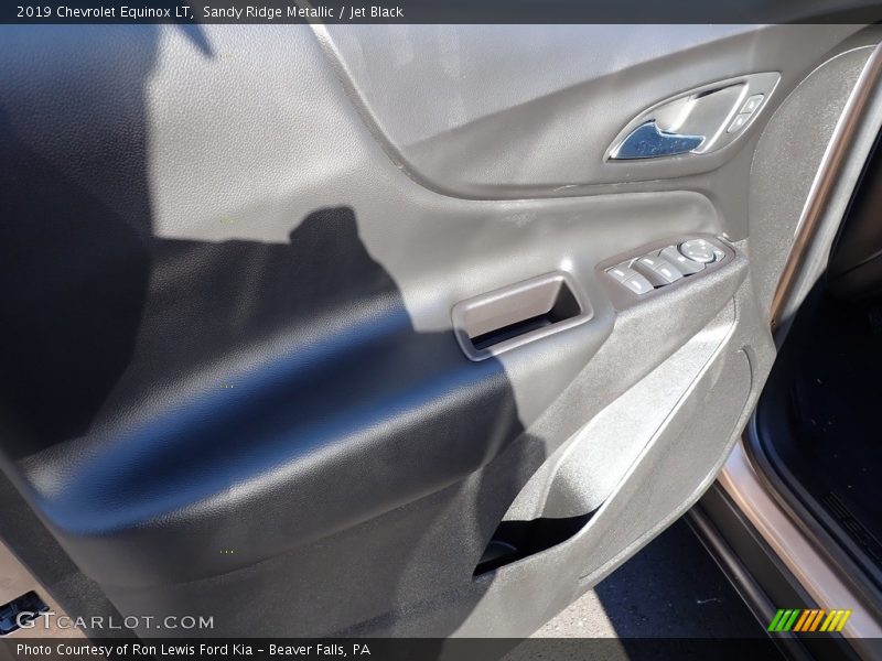 Sandy Ridge Metallic / Jet Black 2019 Chevrolet Equinox LT