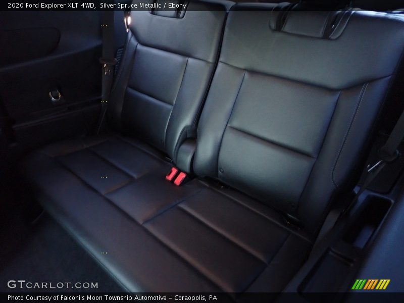 Silver Spruce Metallic / Ebony 2020 Ford Explorer XLT 4WD