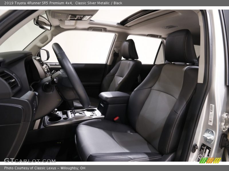 Classic Silver Metallic / Black 2019 Toyota 4Runner SR5 Premium 4x4