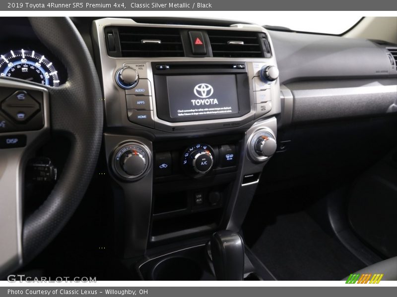 Classic Silver Metallic / Black 2019 Toyota 4Runner SR5 Premium 4x4