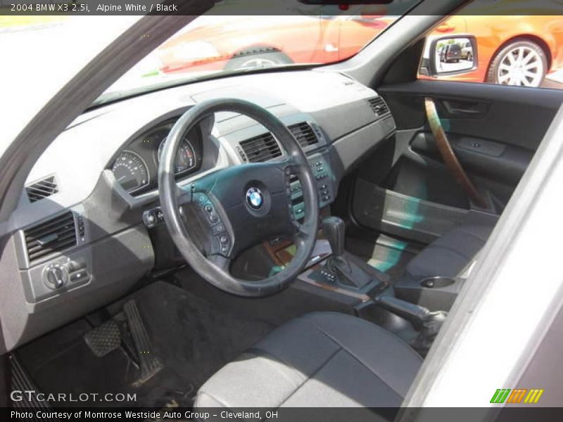 Alpine White / Black 2004 BMW X3 2.5i