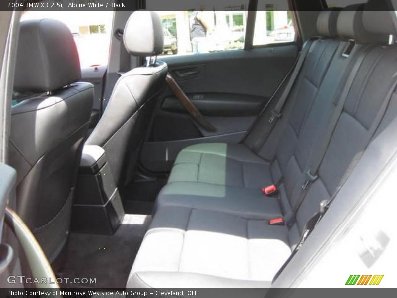 Alpine White / Black 2004 BMW X3 2.5i