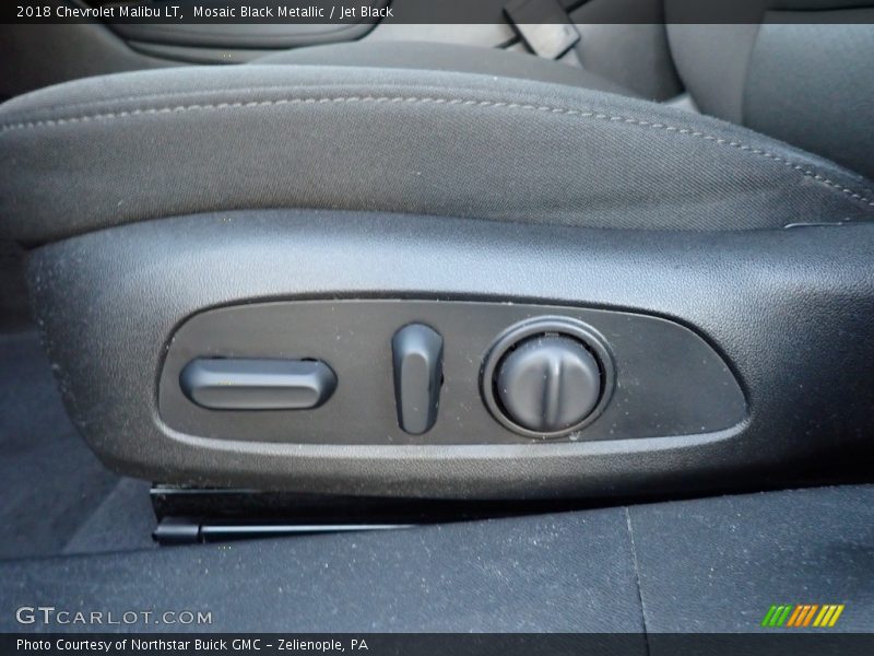 Mosaic Black Metallic / Jet Black 2018 Chevrolet Malibu LT