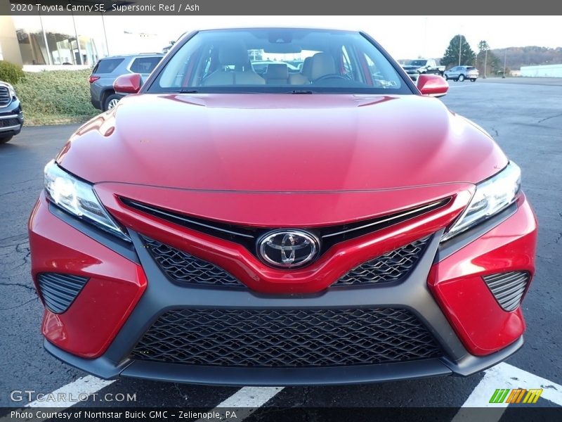 Supersonic Red / Ash 2020 Toyota Camry SE
