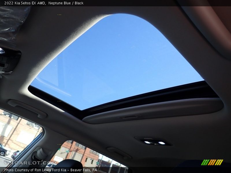 Neptune Blue / Black 2022 Kia Seltos EX AWD