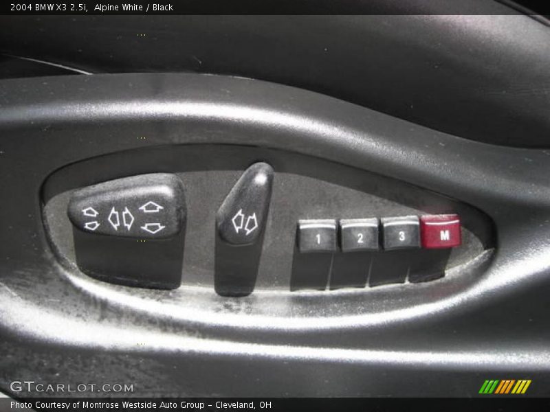 Alpine White / Black 2004 BMW X3 2.5i