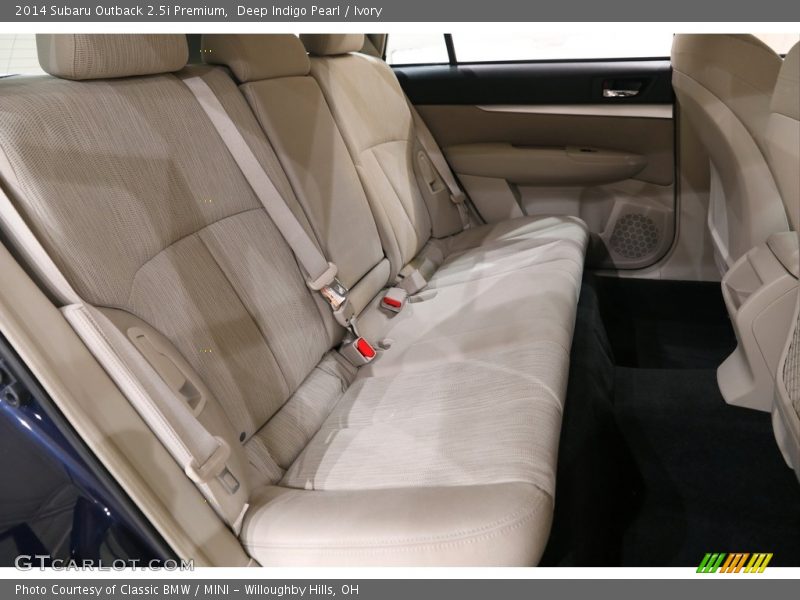 Deep Indigo Pearl / Ivory 2014 Subaru Outback 2.5i Premium