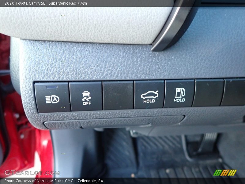 Supersonic Red / Ash 2020 Toyota Camry SE