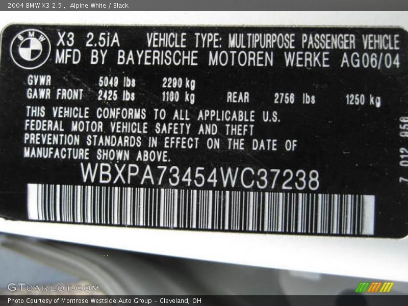 Alpine White / Black 2004 BMW X3 2.5i